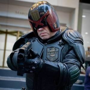 Meet your Posher, Lowell